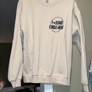 Gildan Cream Graphic Women's Sweater